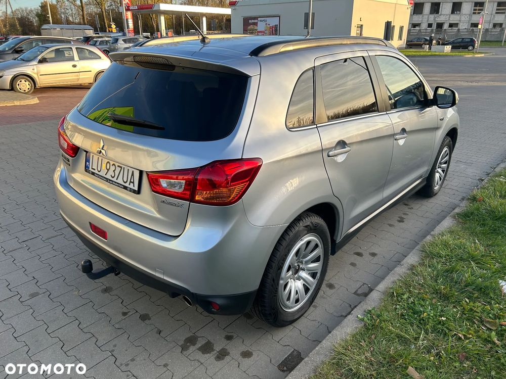 Mitsubishi ASX - 5