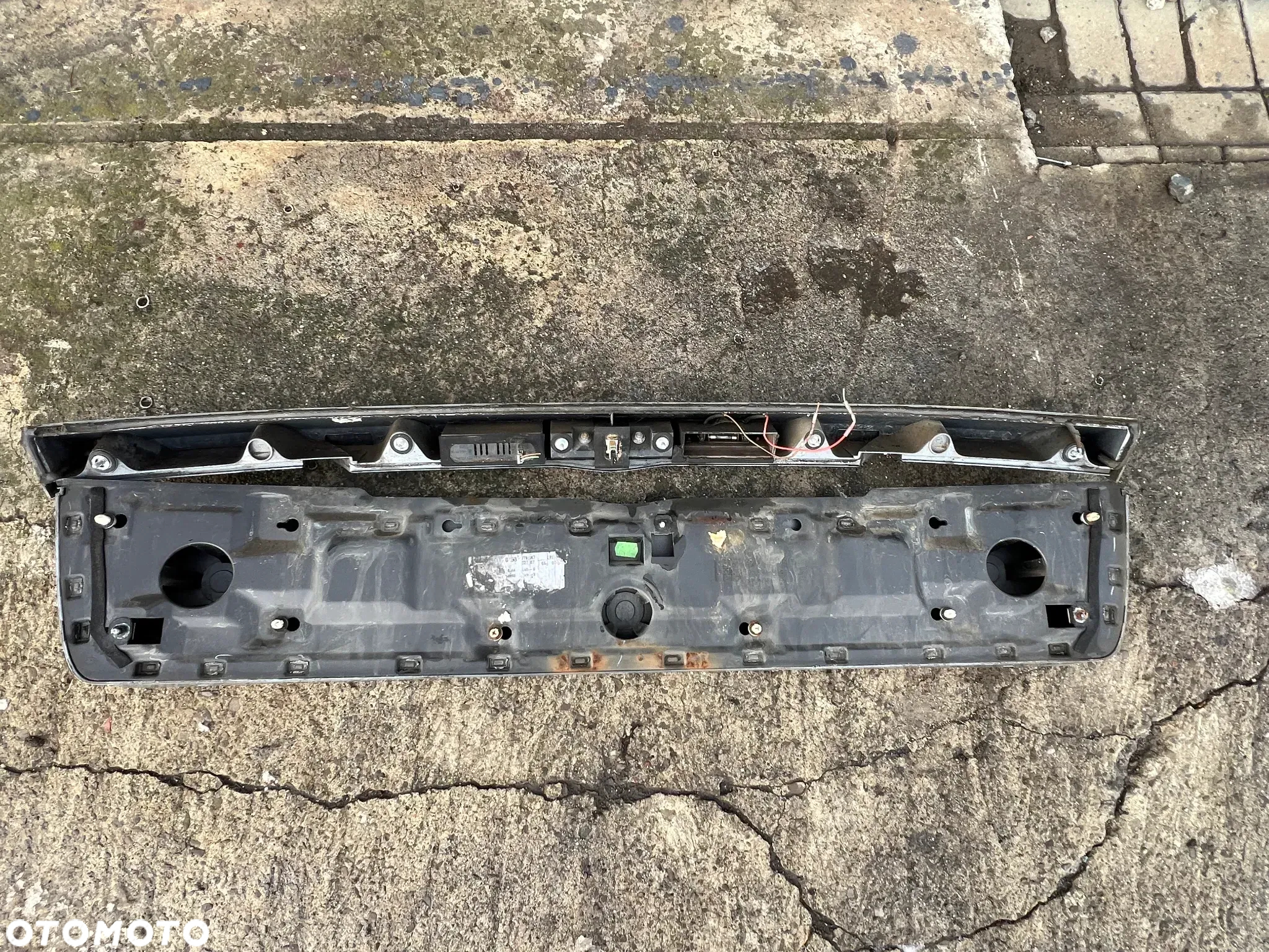 BLENDA LISTWA KLAPY BAGAŻNIKA OPEL SIGNUM 24417181 - 3