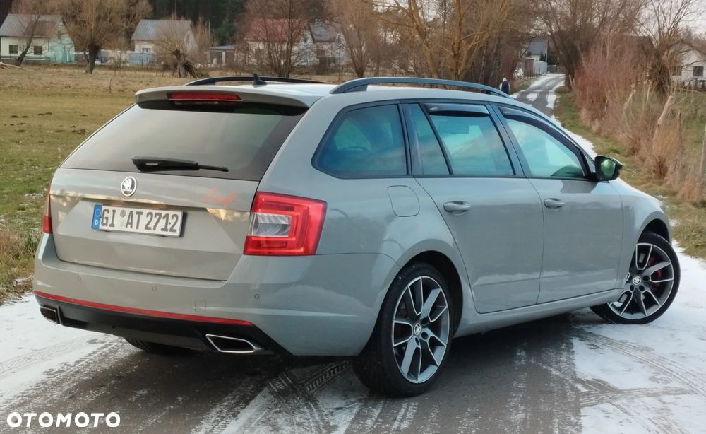 Skoda Octavia 2.0 TDI DSG RS - 3