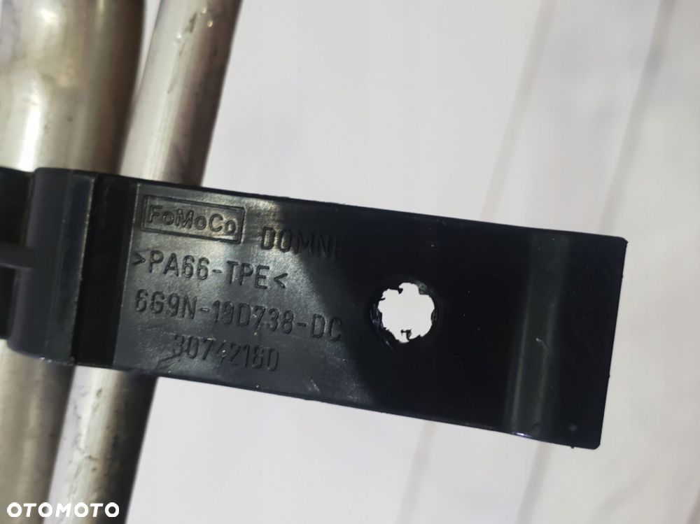 VOLVO S60 II V60 WĄŻ PRZEWÓD KLIMATYZACJI 30742160 - 2