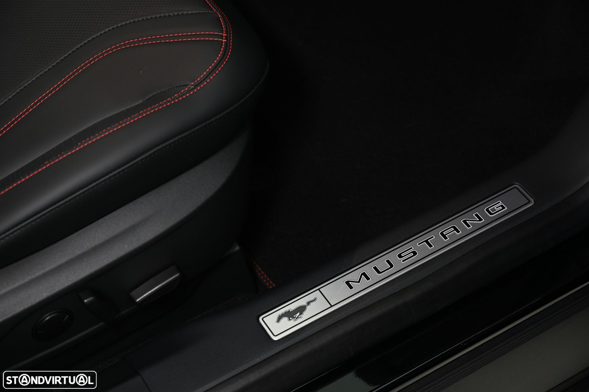 Ford Mustang Mach-E Alargada - 26