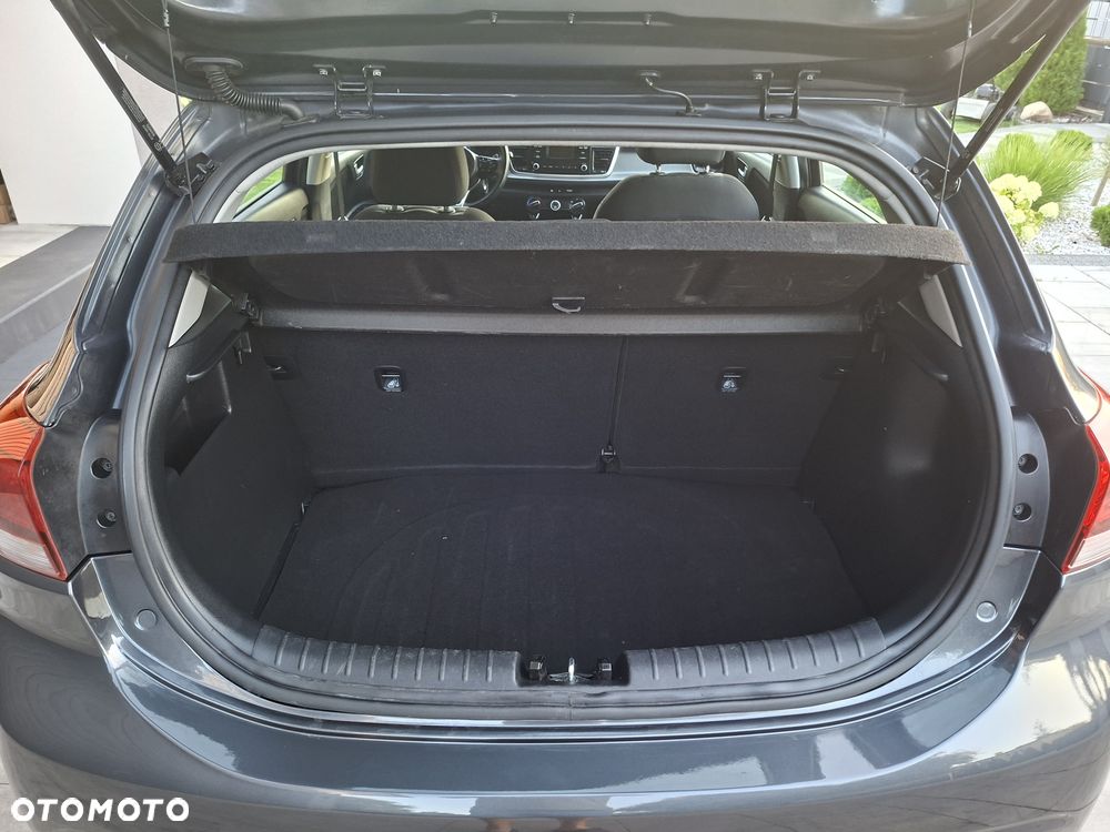 Kia Rio - 12