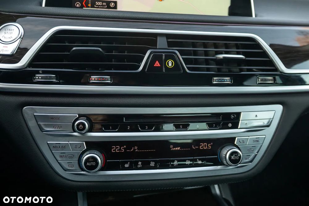 BMW Seria 7 730d - 29