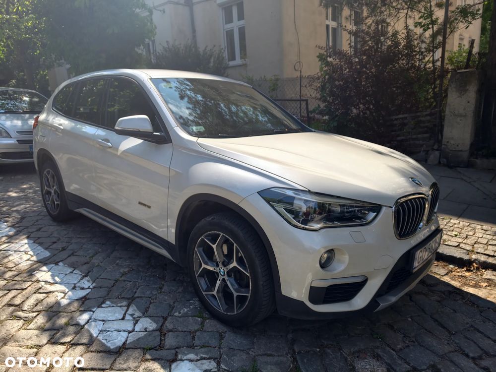 BMW X1 sDrive18i xLine - 5
