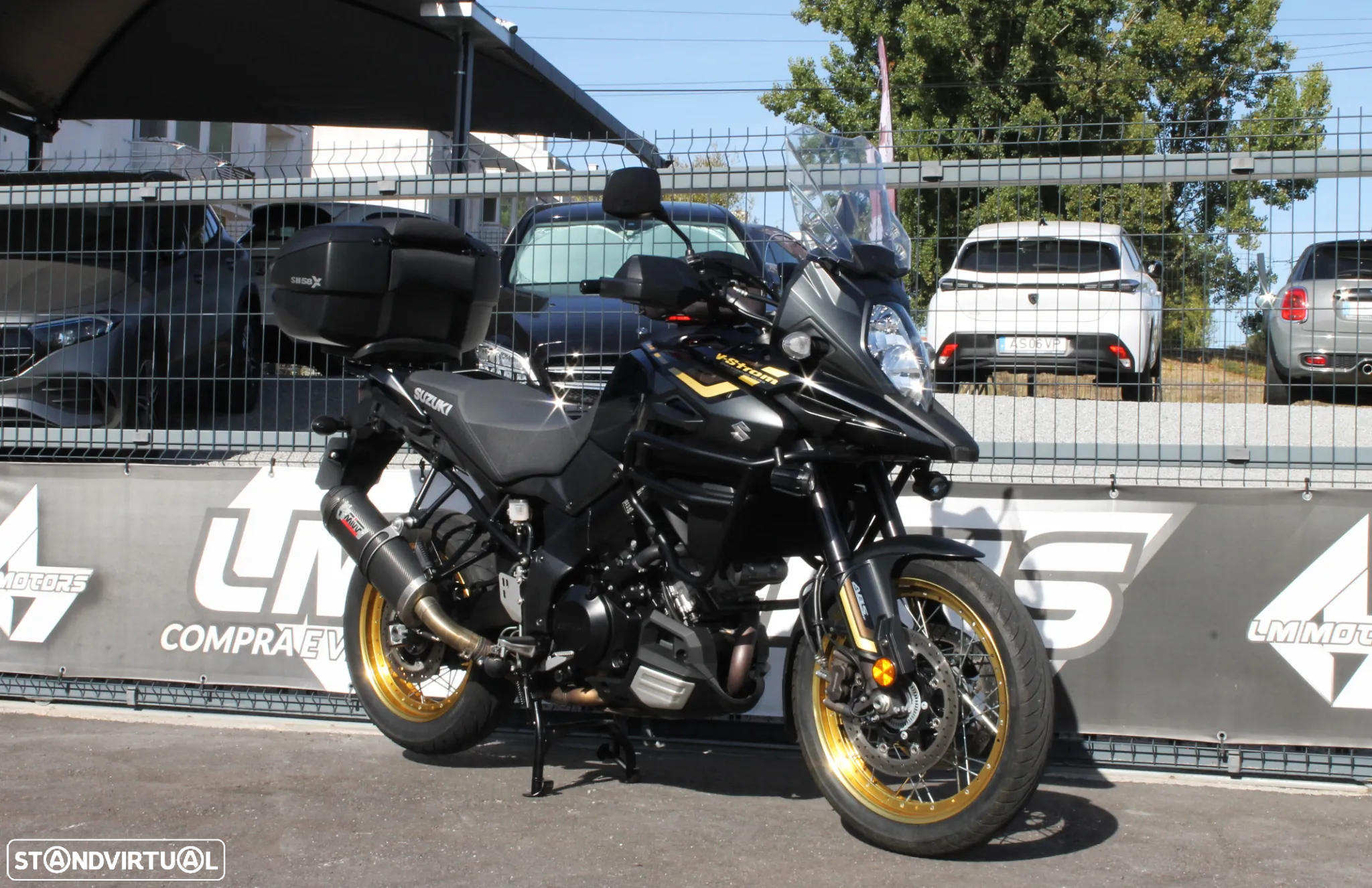 Suzuki DL V-STrom XT Adventure - 2