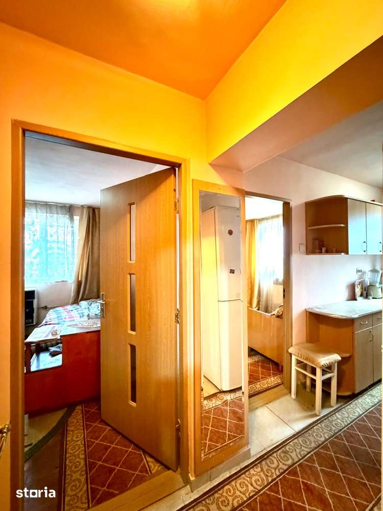 Apartament 2 camere 40 mp decomandat zona Kaufland bloc din caramida — fotografia 1