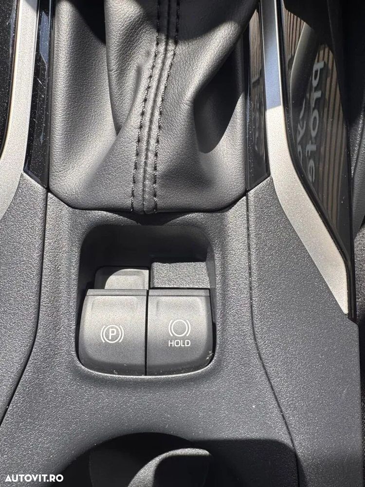Toyota Corolla - 14