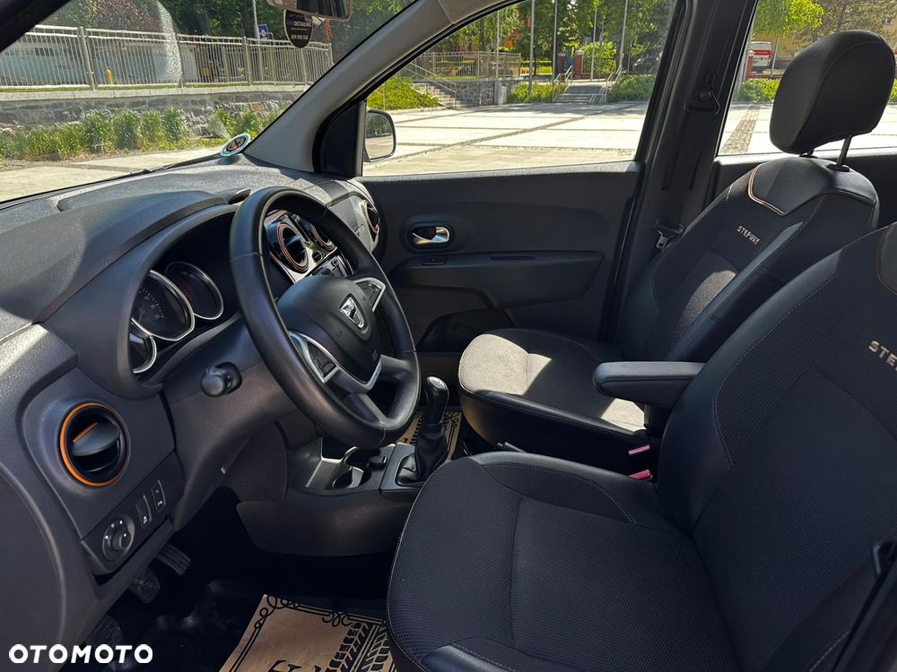 Dacia Lodgy TCe 115 Stepway - 6