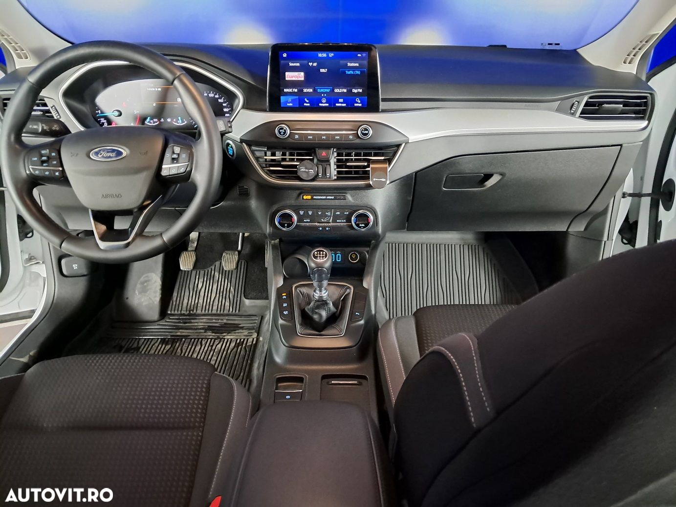 Ford Focus - 6