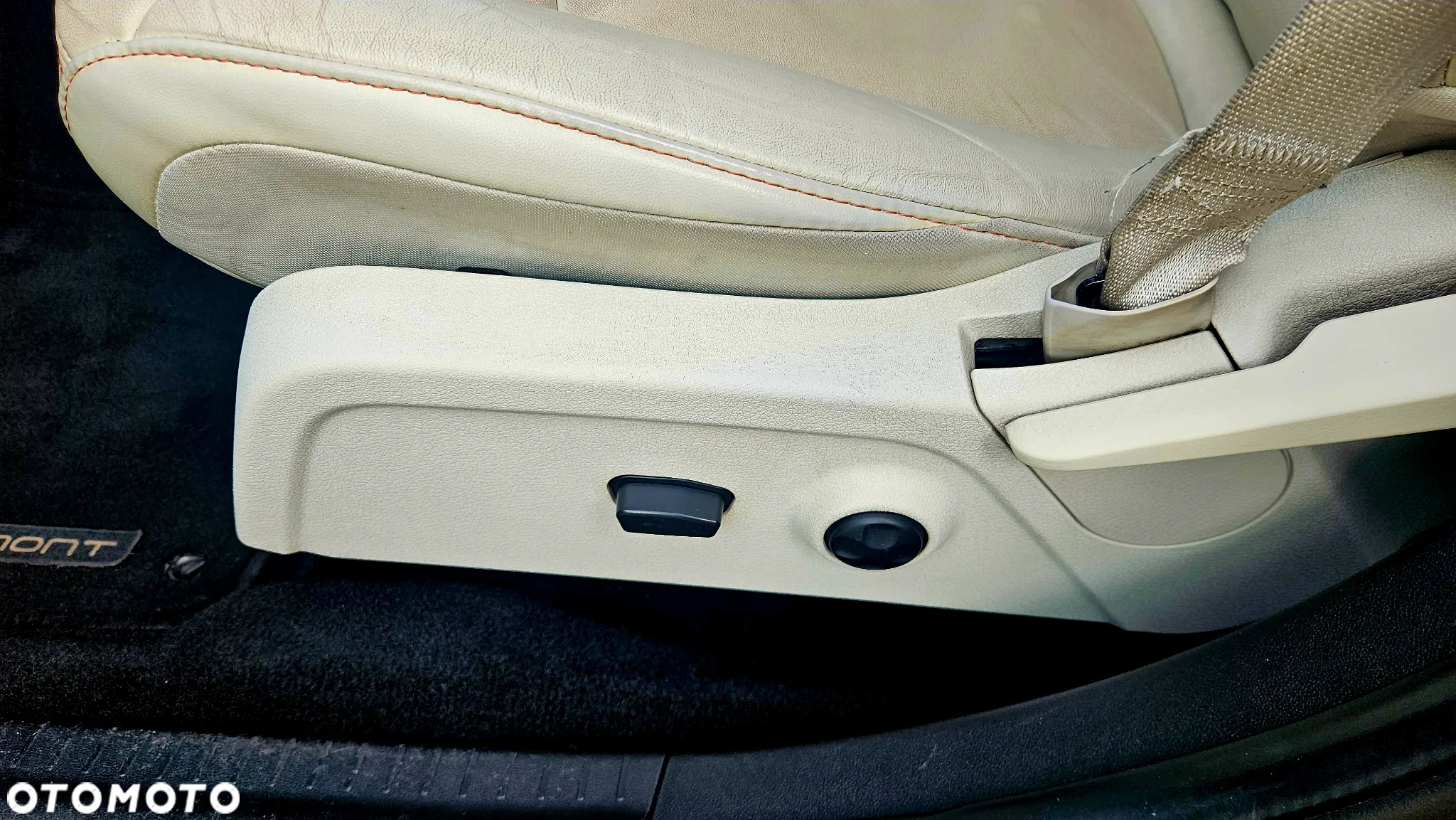 Fiat Freemont 2.0 Multijet Urban AWD - 19