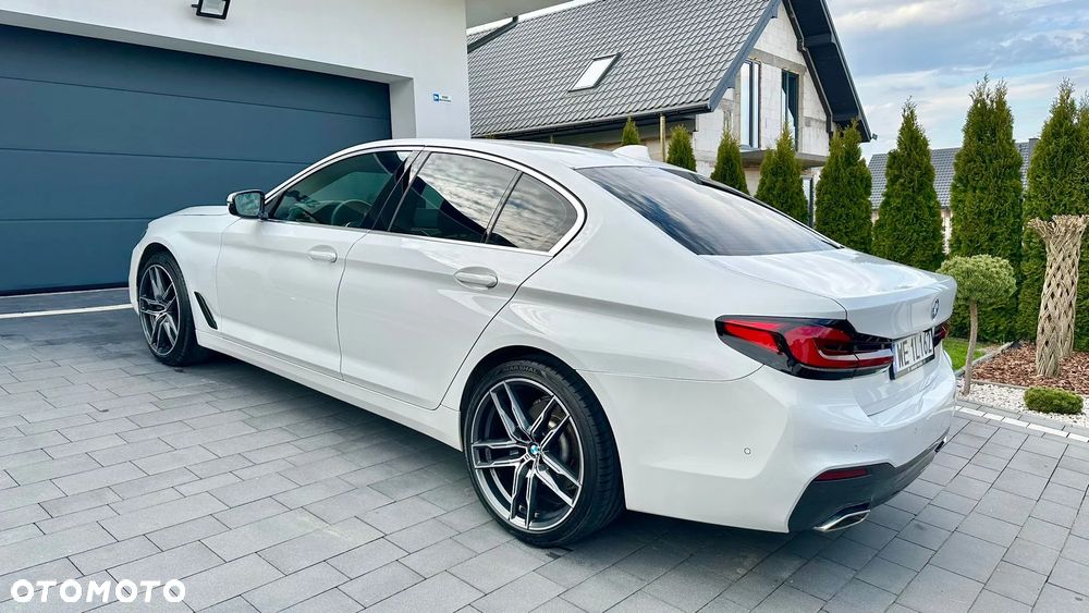 BMW Seria 5 520d xDrive M Sport sport - 7