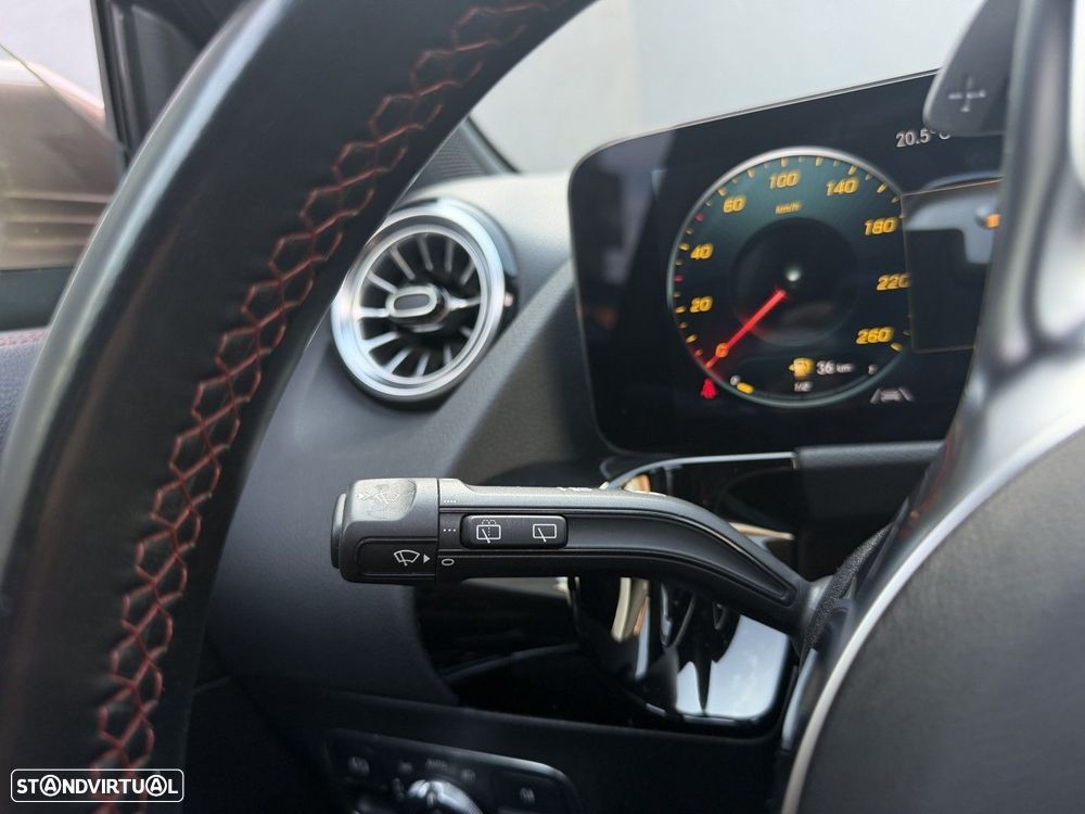 Mercedes-Benz GLA 250 e 8G-DCT AMG Line - 37