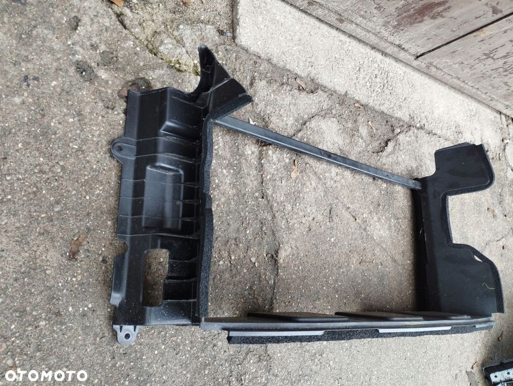 Kierownica wlot powietrza Hyundai KIA 29135-J7610 - 3