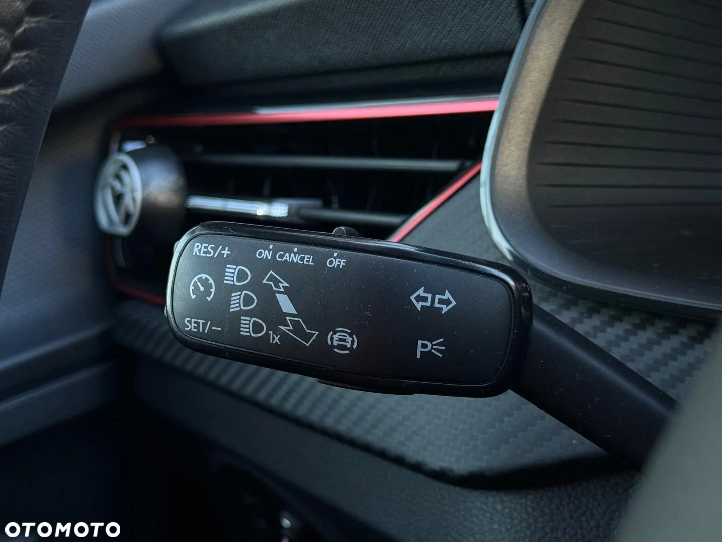 Skoda Kamiq 1.0 TSI Monte Carlo DSG - 28