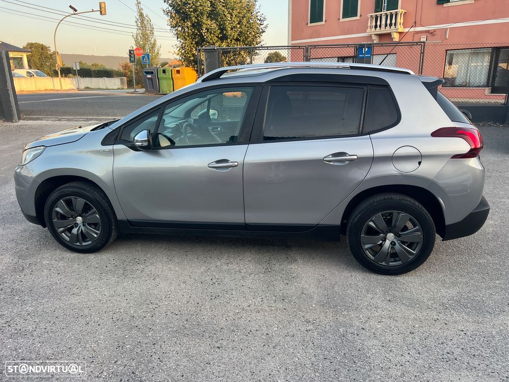 Peugeot 2008 1.2 PureTech Style - 26