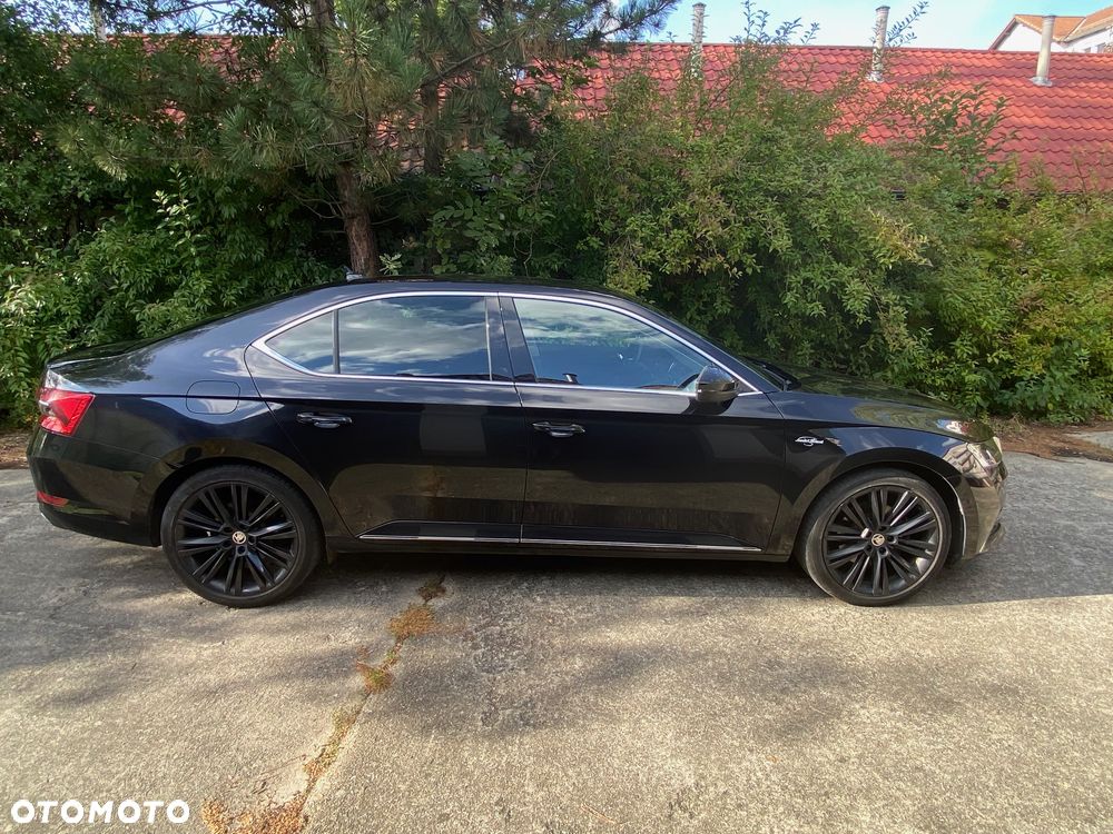 Skoda Superb 2022 photo 5