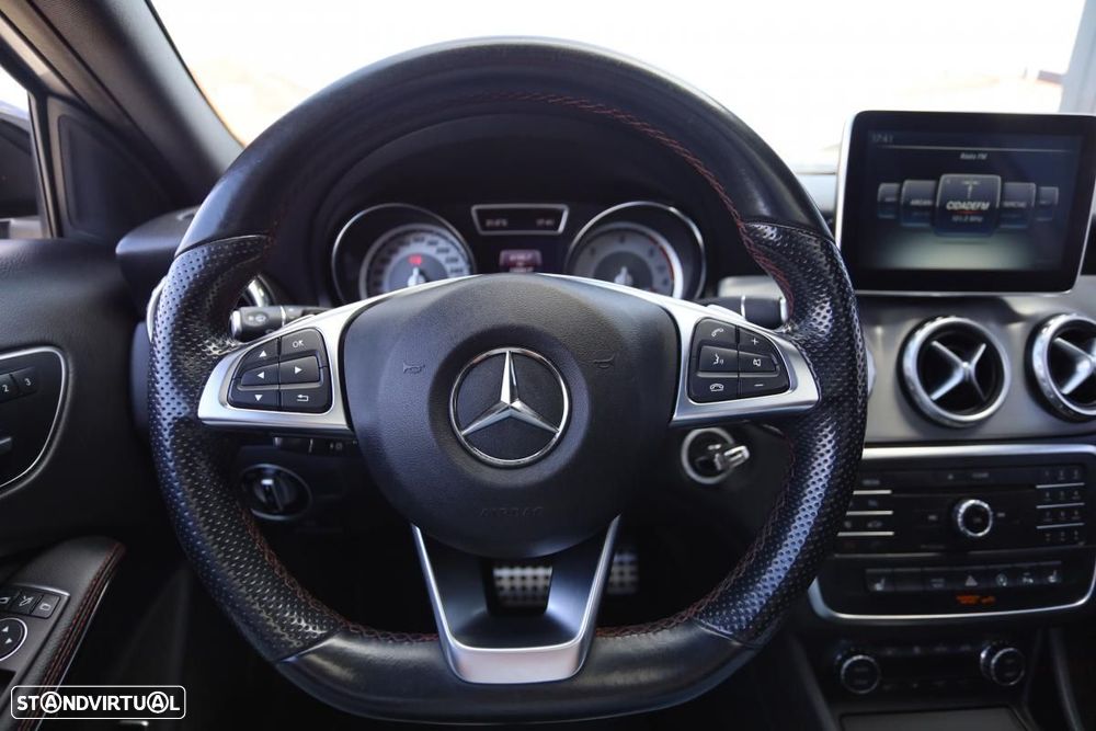 Mercedes-Benz GLA 220 d AMG Line - 14
