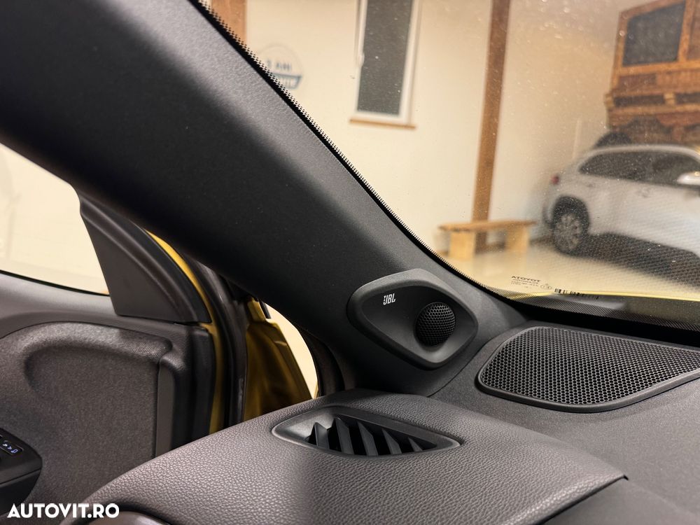 Toyota Yaris - 22