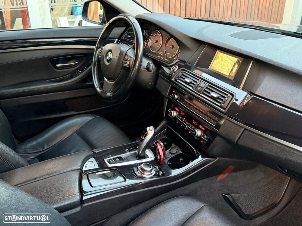BMW 520 d Auto - 11