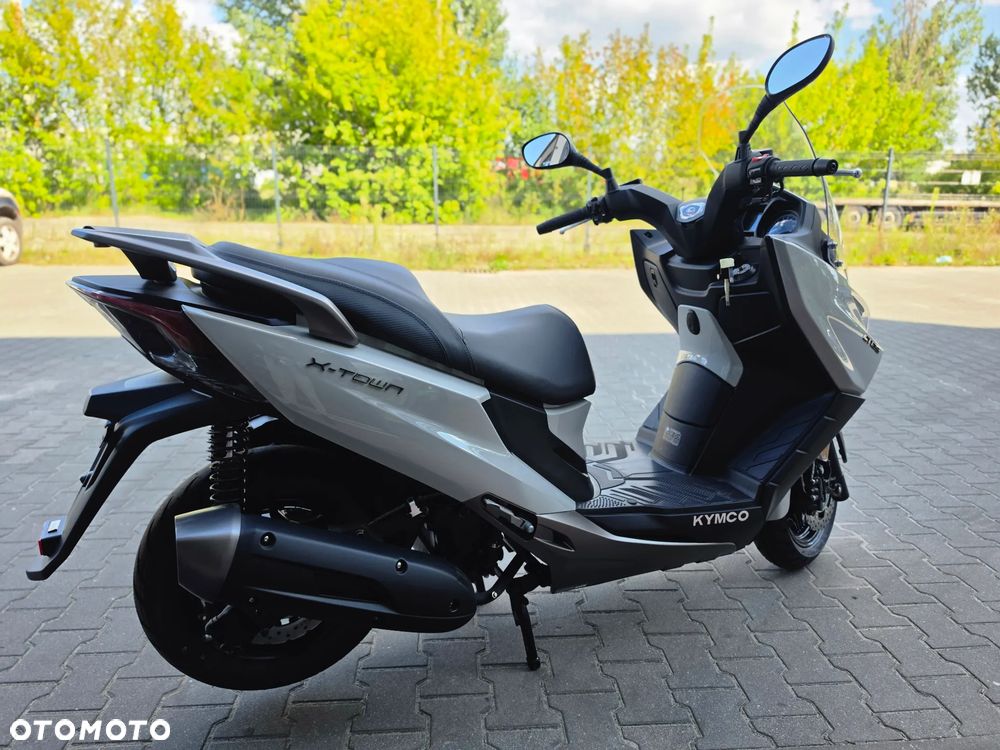 Kymco X-Town - 4