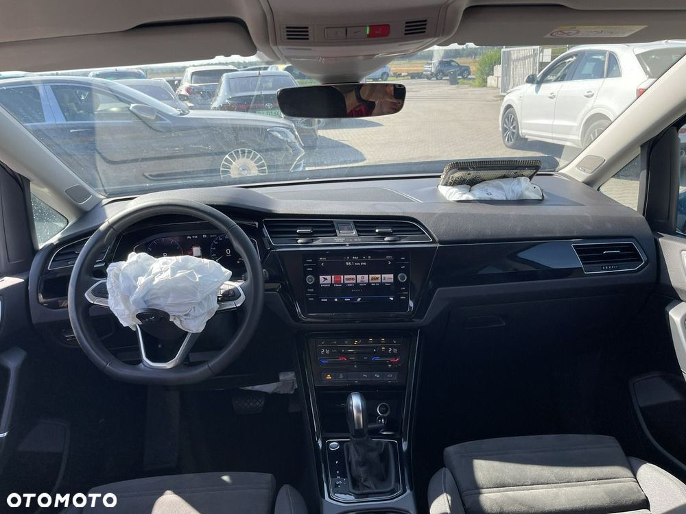 Volkswagen Touran 1.5 TSI ACT OPF DSG Highline - 8