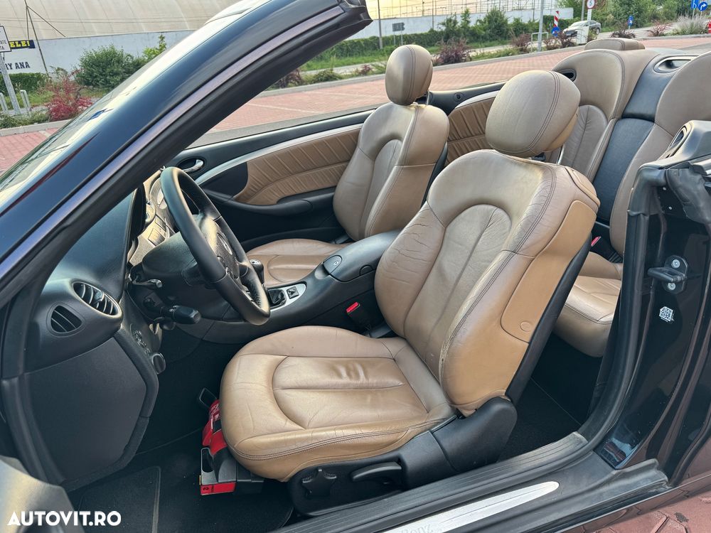 Mercedes-Benz CLK - 11