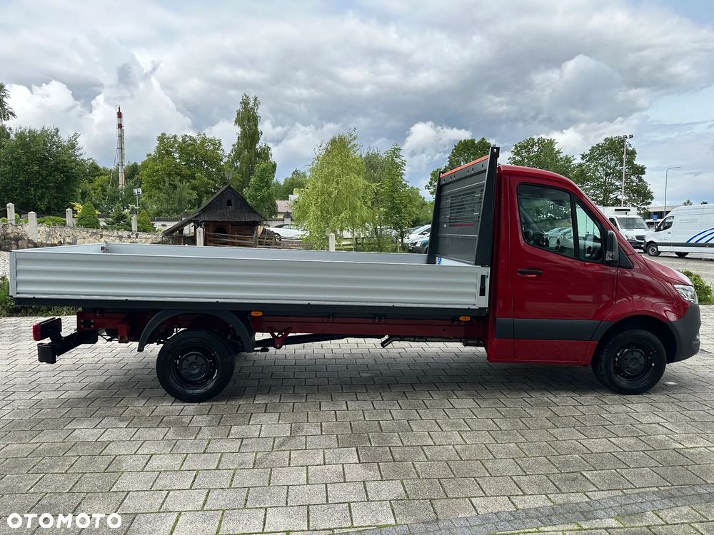 Mercedes-Benz Sprinter - 5