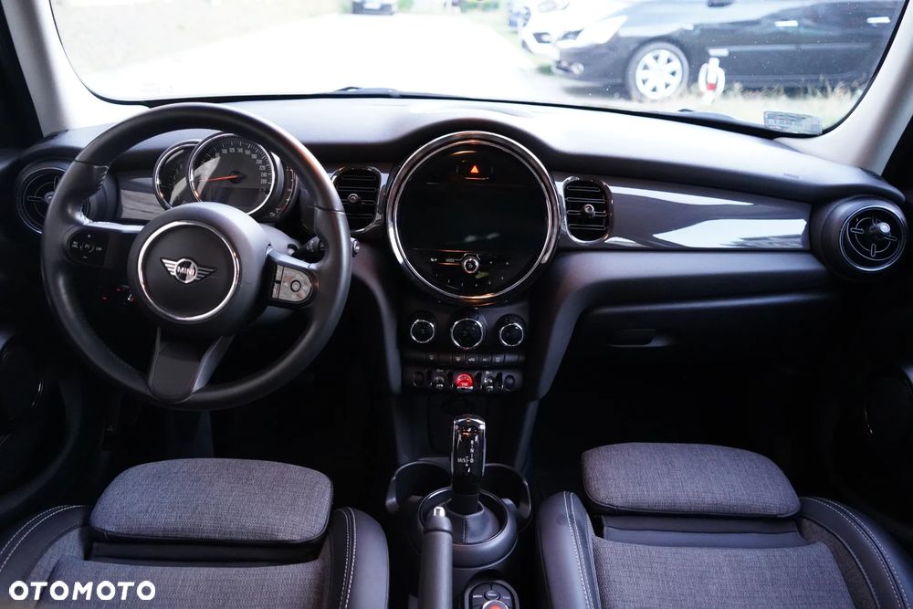 MINI Cooper Classic Trim - 22