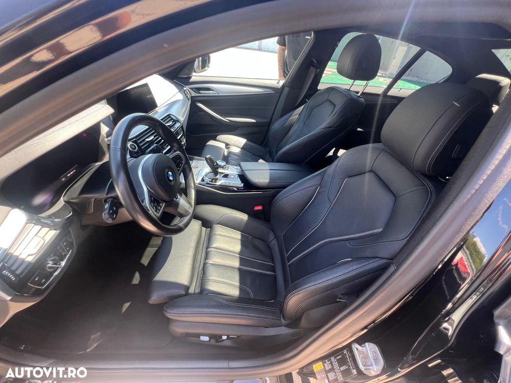 BMW Seria 5 530e Aut. Luxury Line - 7