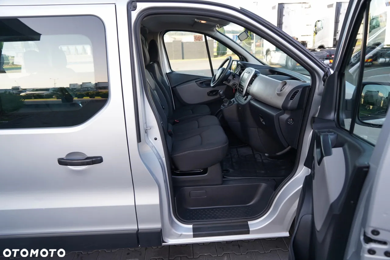 Renault TRAFIC 125 DCI  / BUS / 9 MIEJSC / 2017 ROK / POLSKI SALON / SERWISOWANY - 29