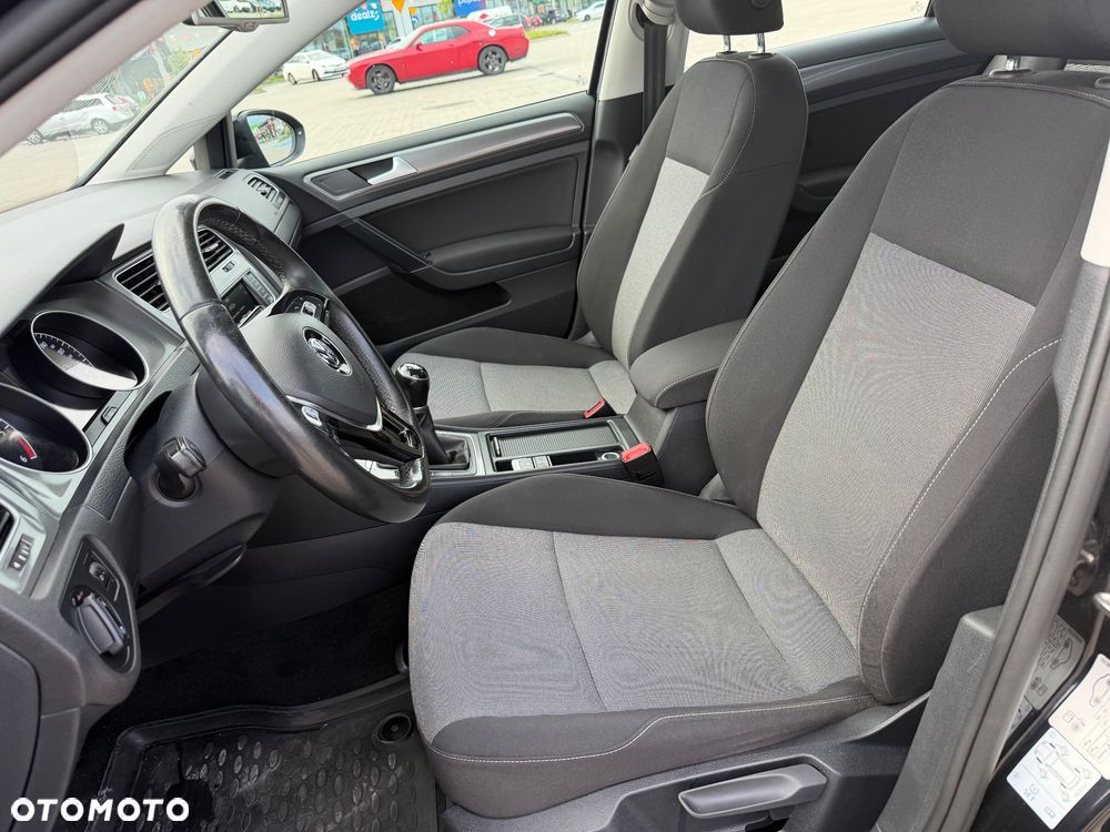 Volkswagen Golf 1.6 TDI BlueMotion Technology Comfortline - 30