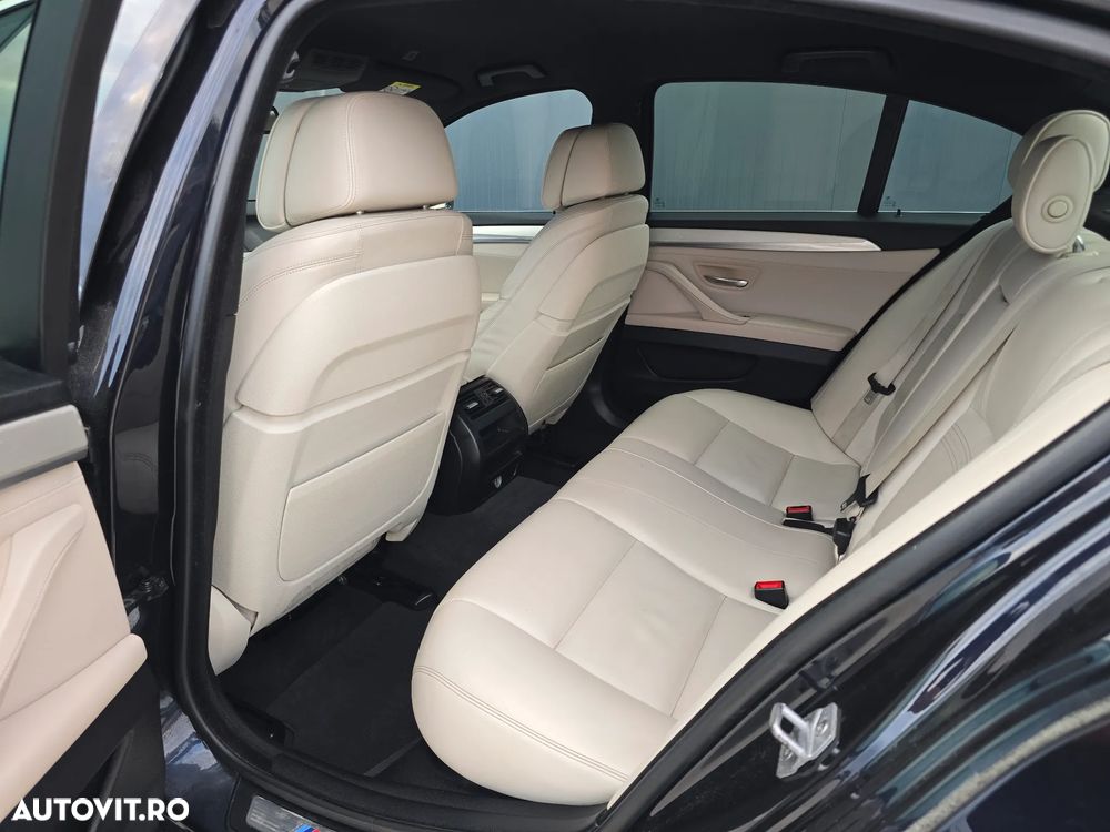 BMW Seria 5 525d xDrive Sport-Aut. Luxury Line - 9