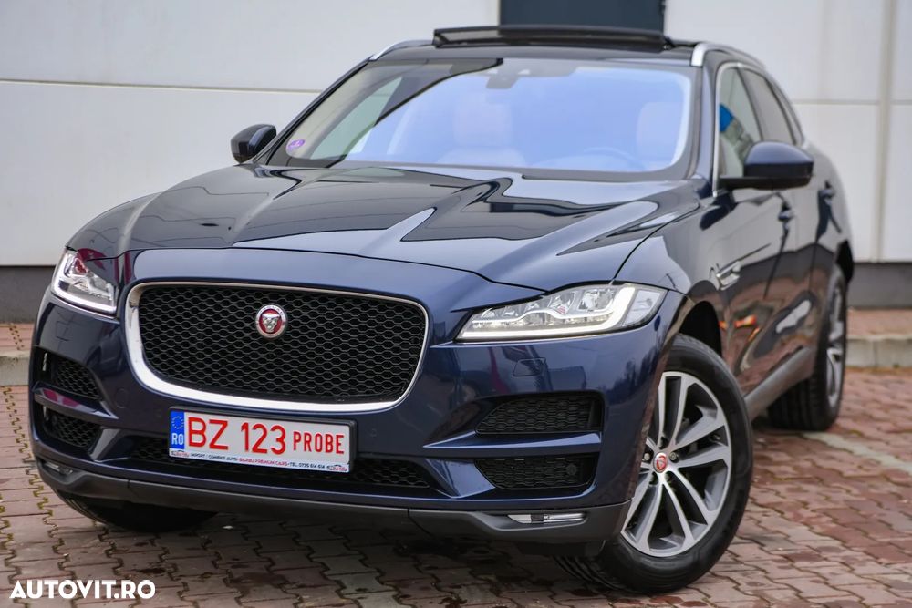 Jaguar F-Pace 25t AWD Portfolio - 37
