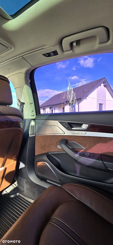 Audi A8 4.0 TFSI Quattro tiptronic - 11