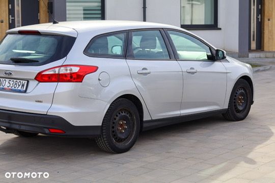 Ford Focus 1.0 EcoBoost Edition - 4