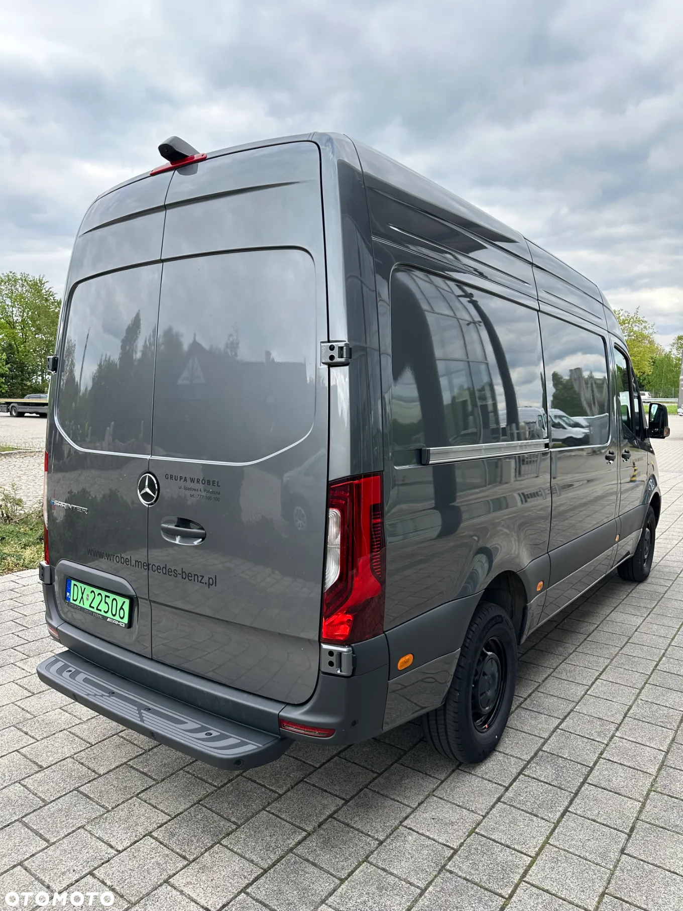 Mercedes-Benz E-Sprinter - 5