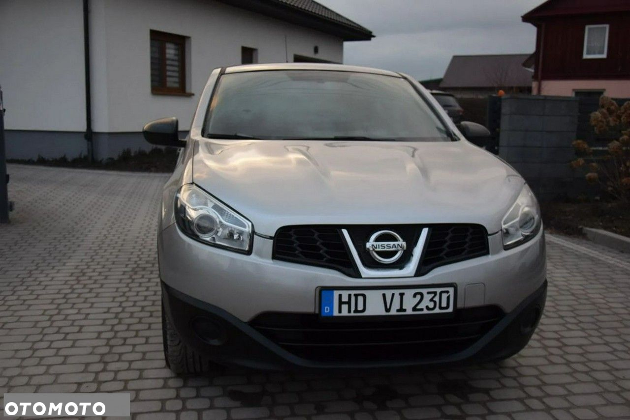 Nissan Qashqai - 2