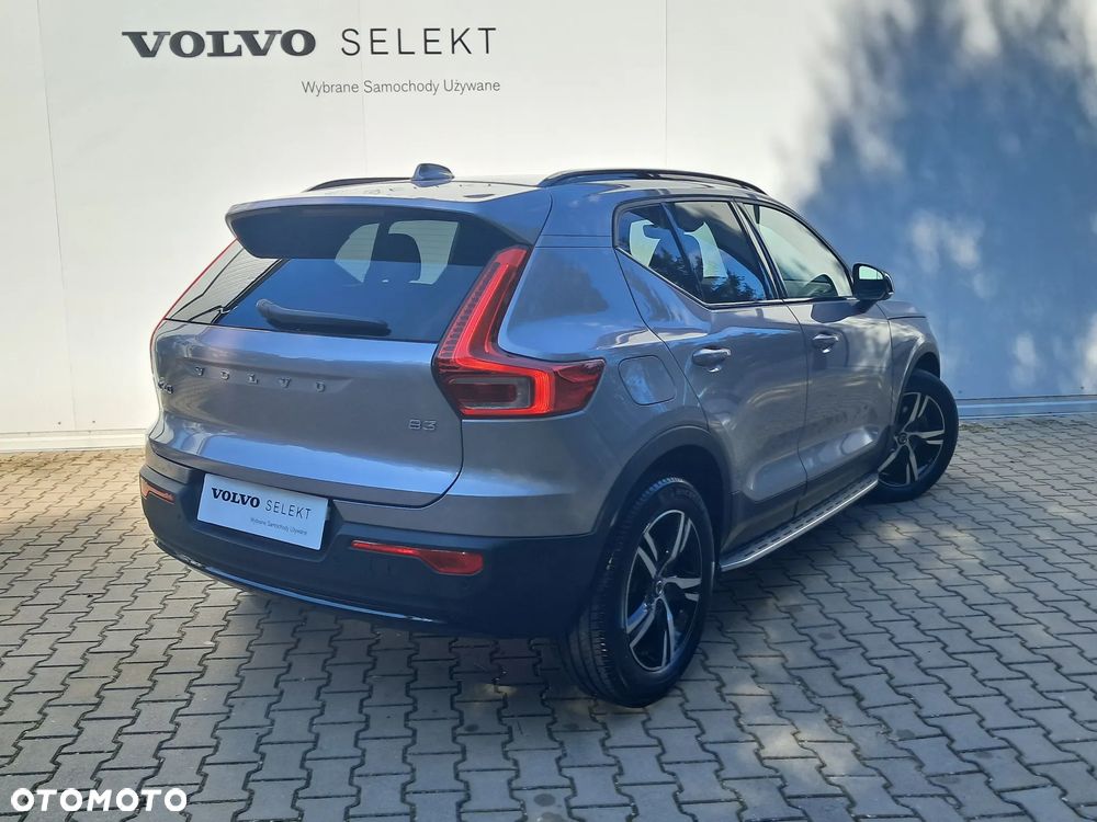 Volvo XC 40 B3 Plus Dark - 7