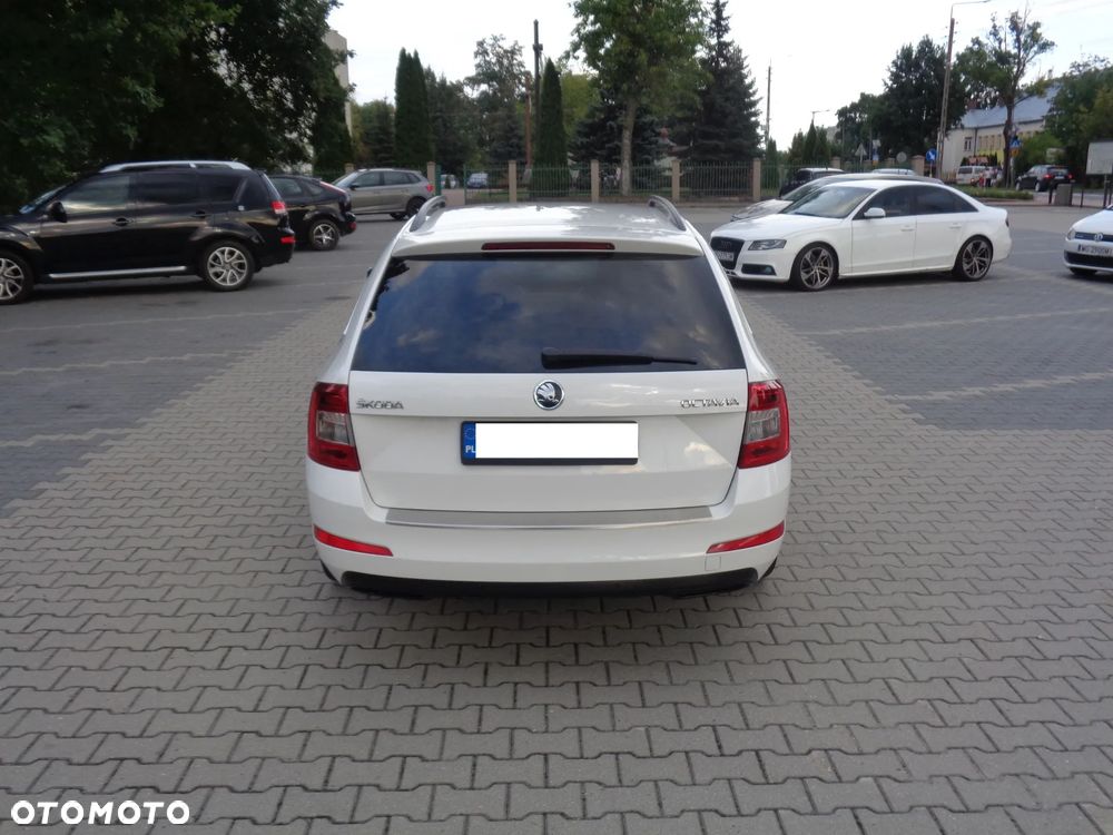 Skoda Octavia 2.0 TDI Ambition - 16