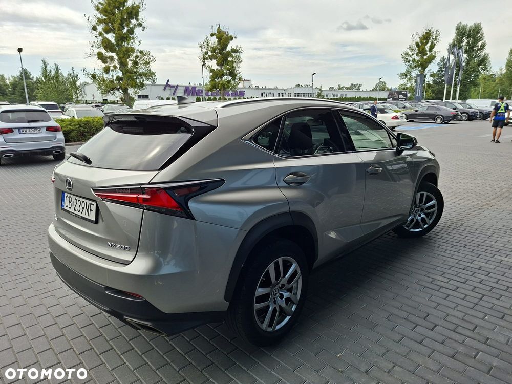 Lexus NX 300 Business Edition AWD - 5