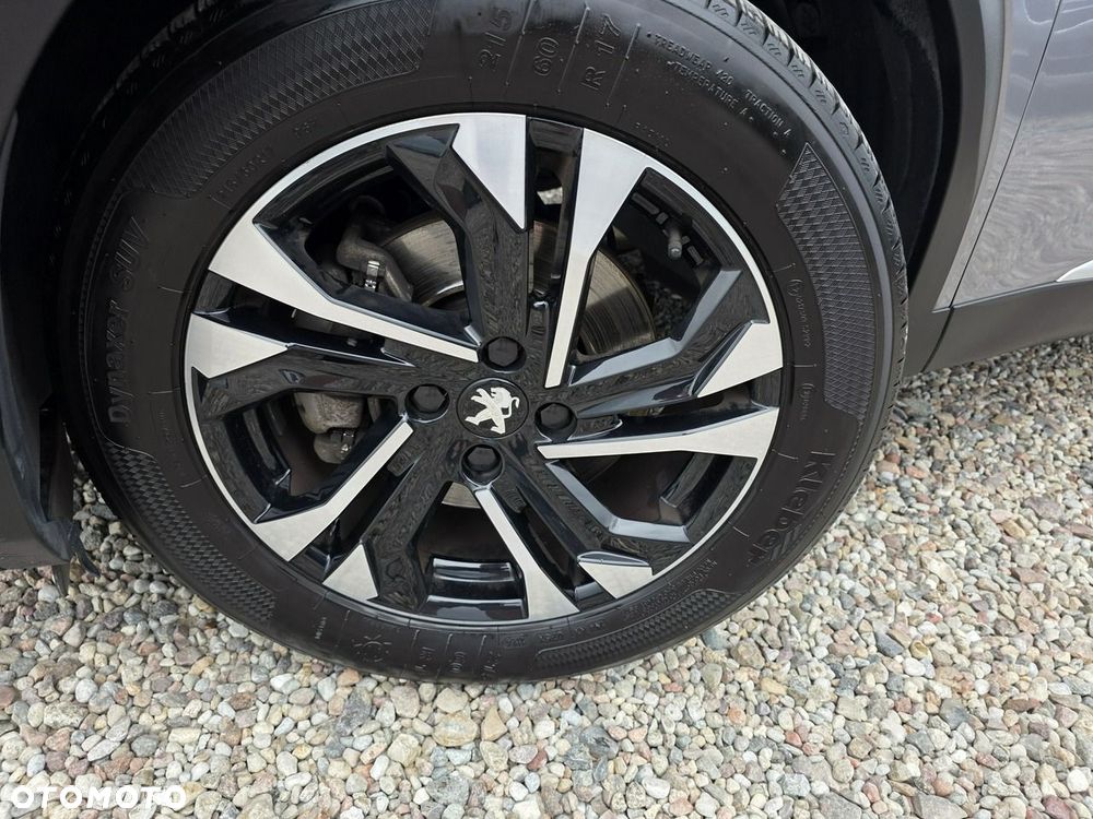 Peugeot 2008 1.5 BlueHDi Allure S&S EAT8 - 27