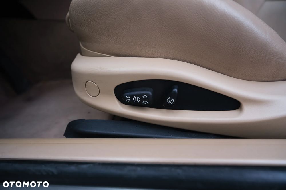 BMW Seria 3 323Ci - 9