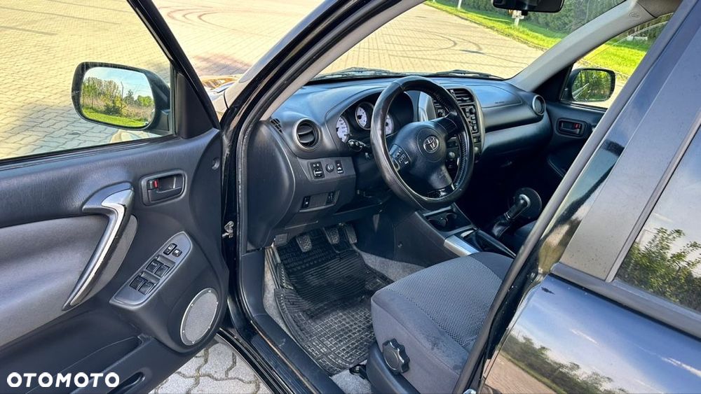 Toyota RAV4 2.0 VVT-i 4x4 - 9