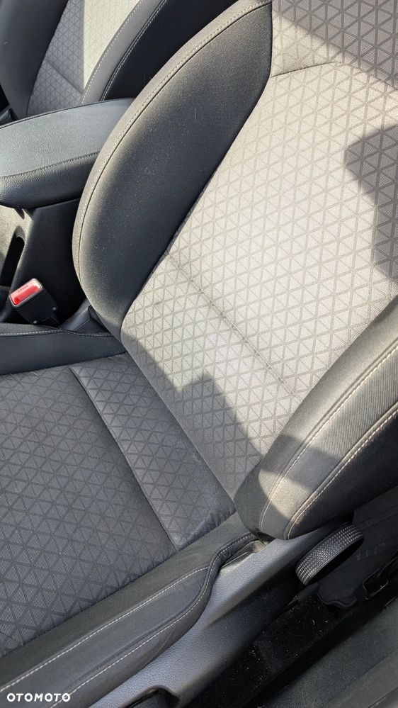 Kia Ceed 1.4 T-GDI M - 27