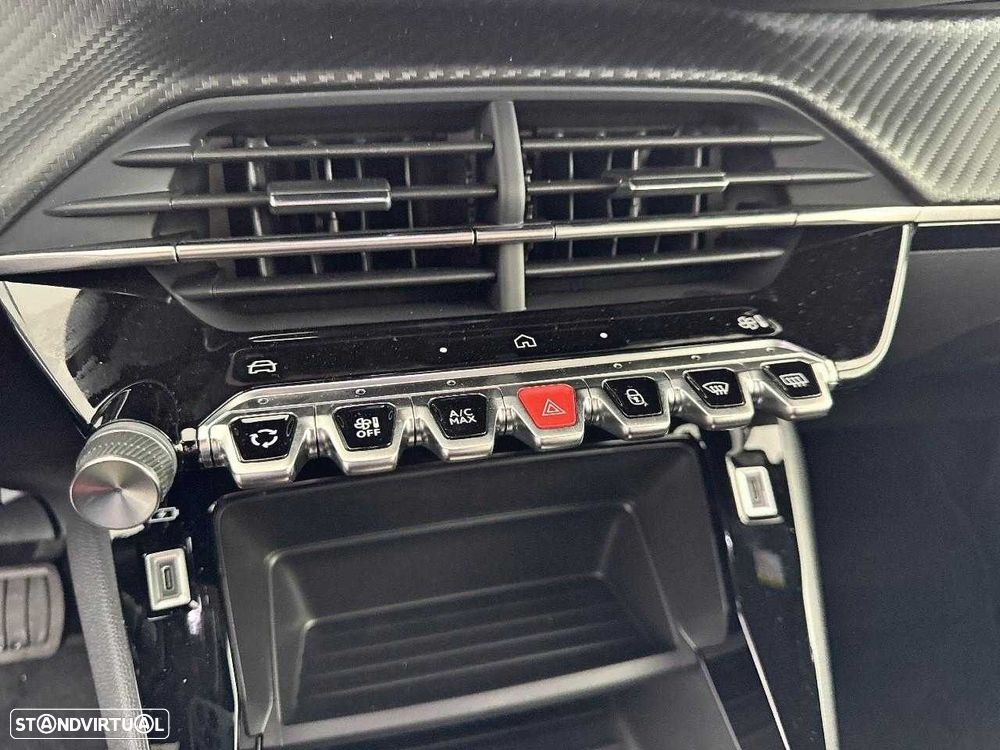 Peugeot e-2008 54 kWh Active - 17
