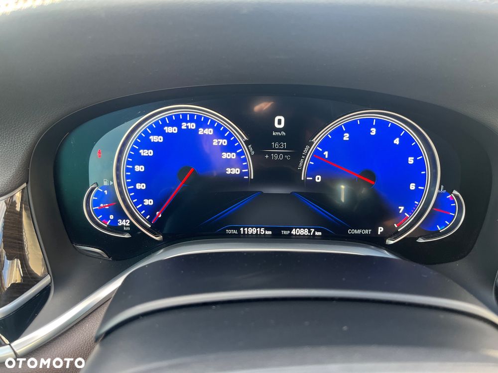 BMW Seria 7 - 14