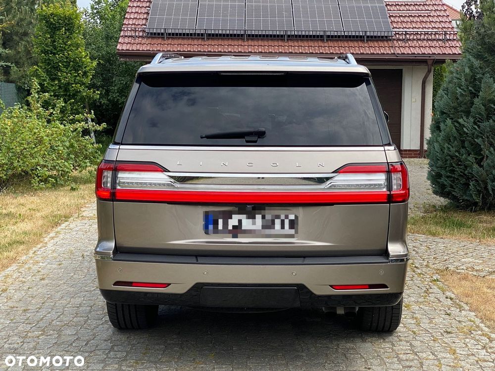 Lincoln Navigator - 3