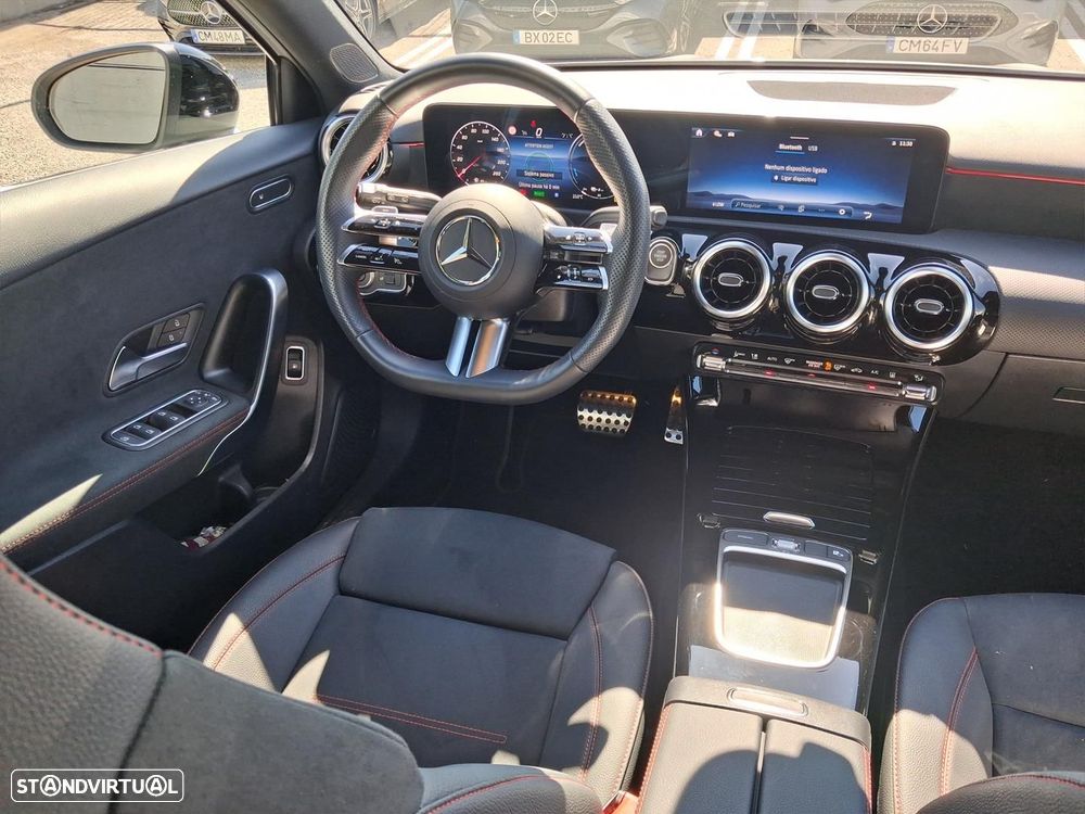 Mercedes-Benz A 250 e AMG Line - 14