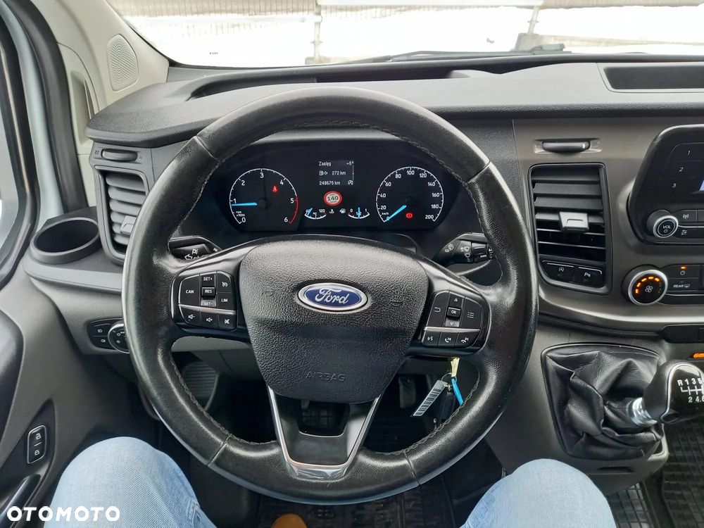 Ford Transit Custom 310 L2H1 Limited - 19