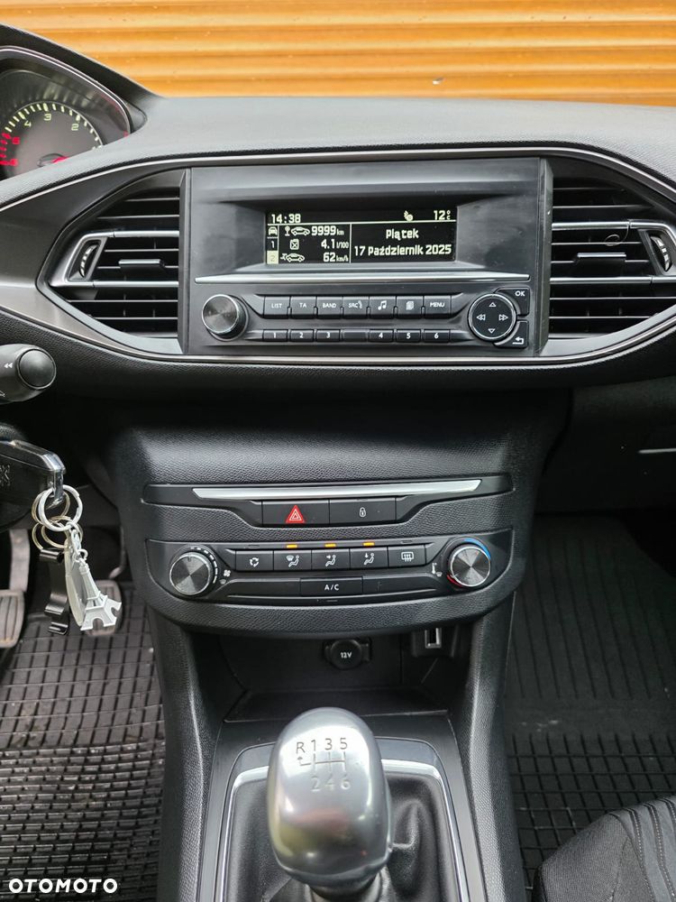 Peugeot 308 1.5 BlueHDi Business Line S&S - 23